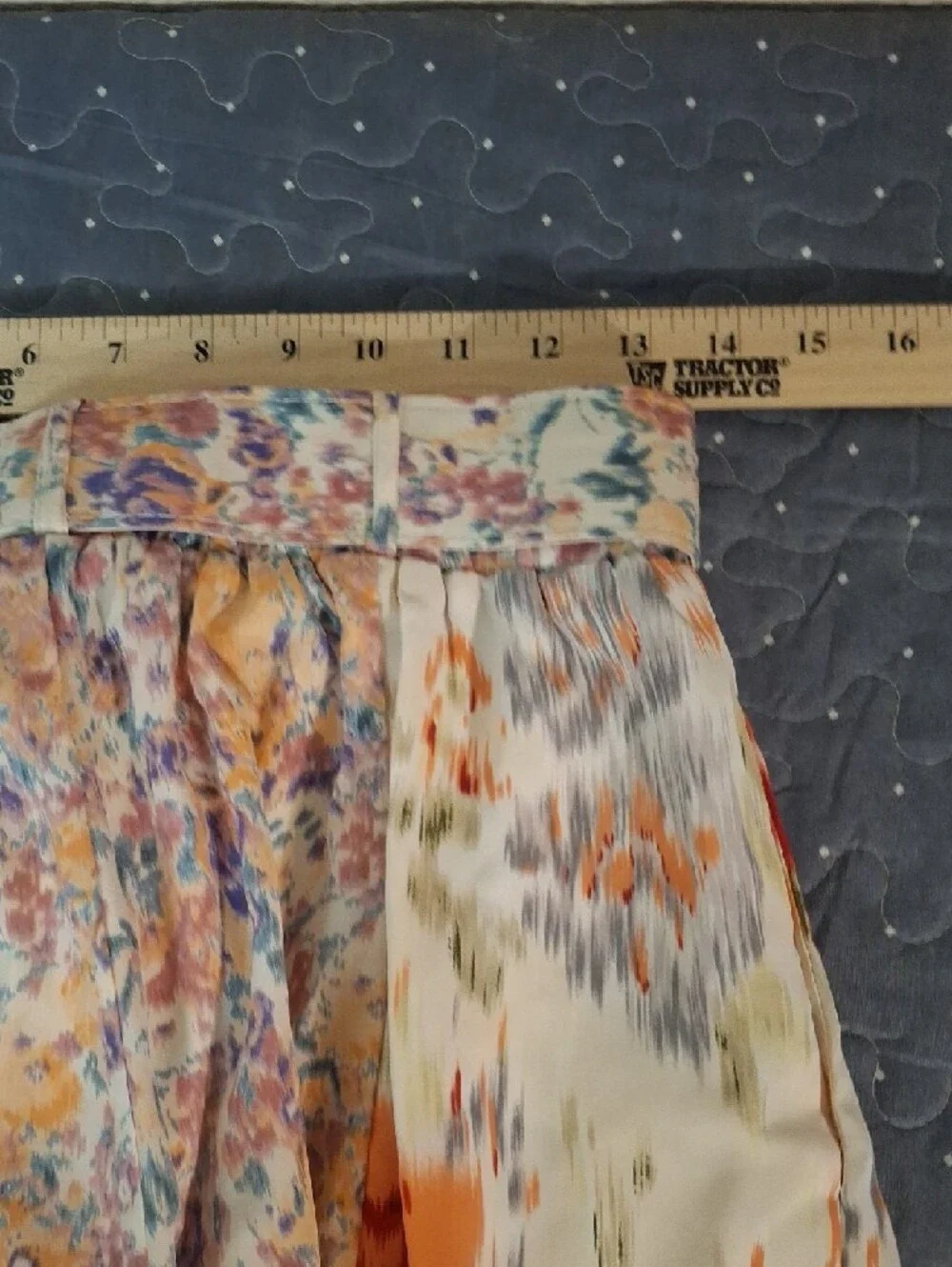 Entro Floral Print Belted Shorts - Pastel Multicolor size large